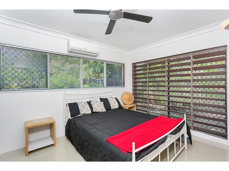 9 Brolga Street, Kewarra Beach QLD 4879