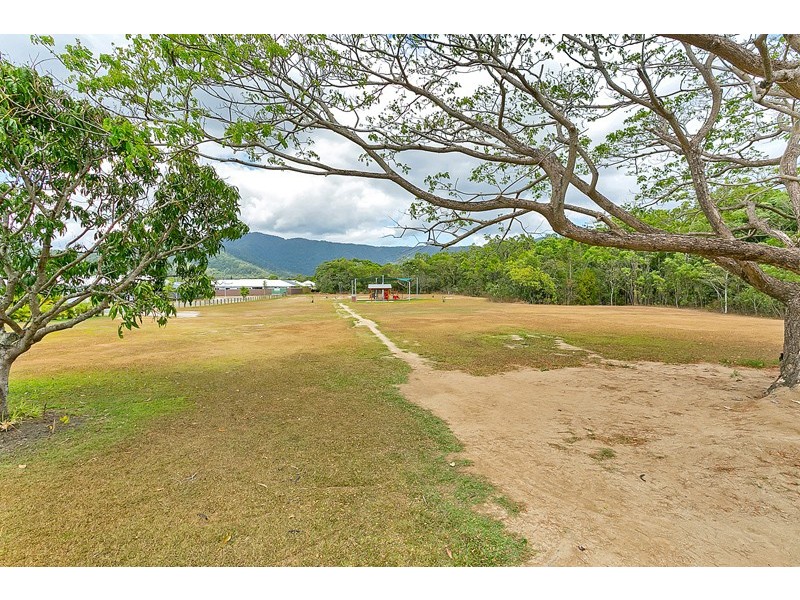 9 Brolga Street, Kewarra Beach QLD 4879