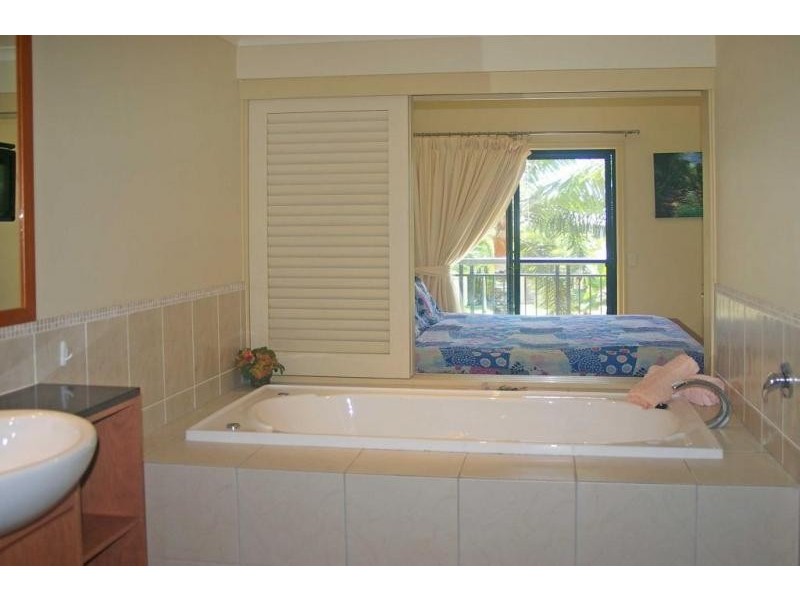17/5 Arlington Esplanade, Clifton Beach QLD 4879