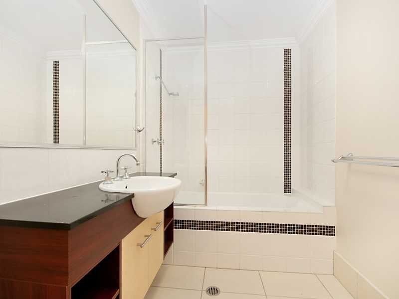 1/88 Harbour Drive, Trinity Park QLD 4879