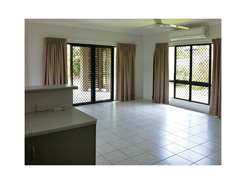 7 Imooya Place, Trinity Park QLD 4879