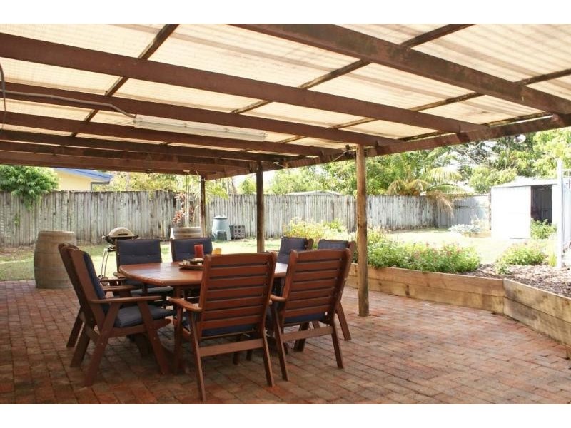 9 Kimberley St, Trinity Park QLD 4879