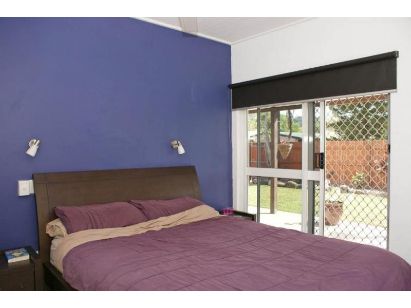 9 Kimberley St, Trinity Park QLD 4879