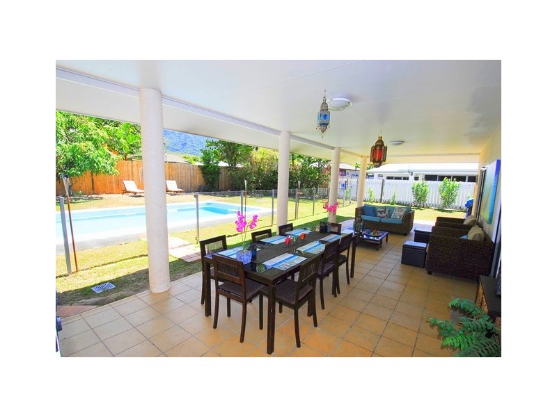 4 Parkinson Avenue, Kewarra Beach QLD 4879