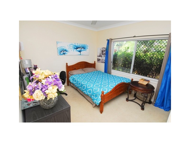 4 Parkinson Avenue, Kewarra Beach QLD 4879