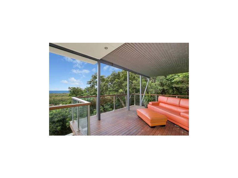 31 Savaii Close, Palm Cove QLD 4879