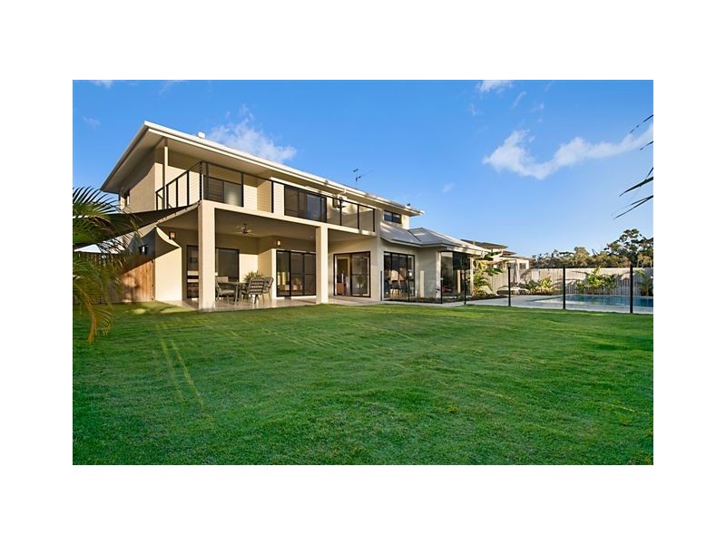 82 Harbour Dve, Trinity Park QLD 4879