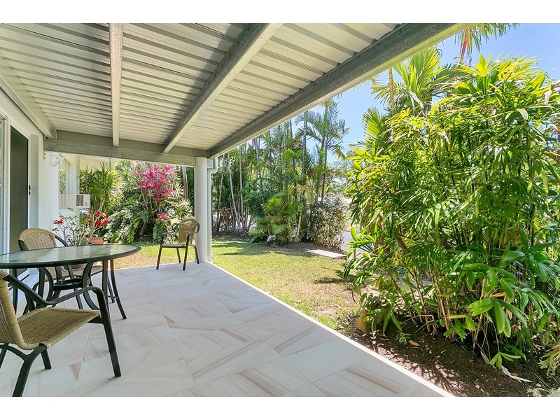 51 Terebra Street, Palm Cove QLD 4879