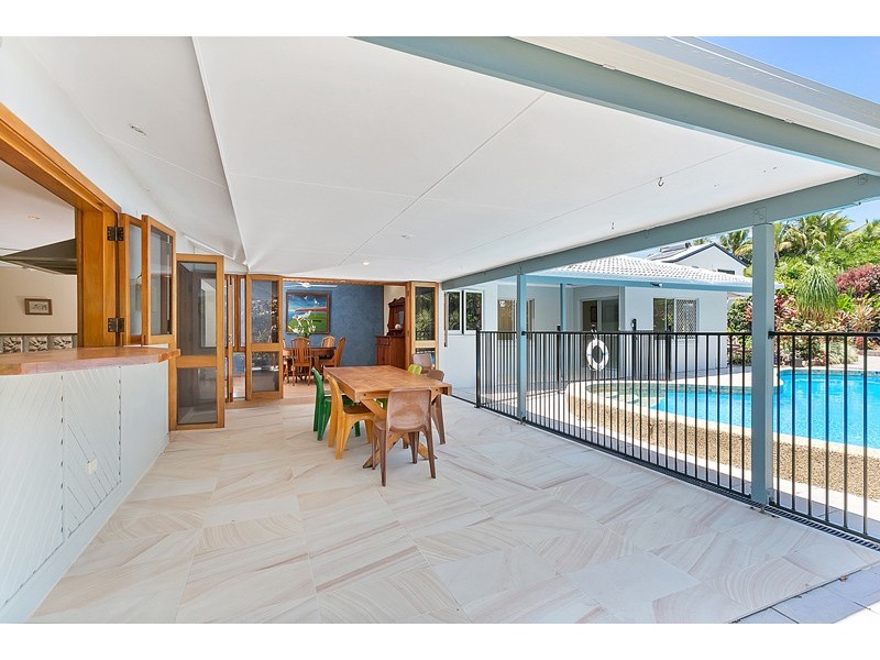 51 Terebra Street, Palm Cove QLD 4879