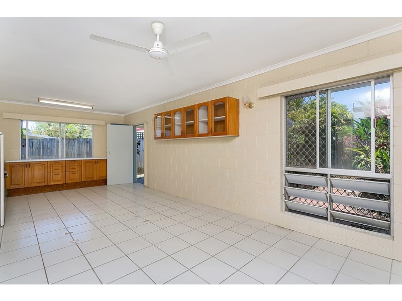 51 Terebra Street, Palm Cove QLD 4879