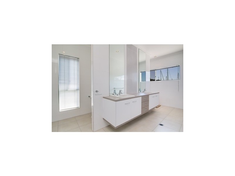 24 Marina Quay, Trinity Park QLD 4879