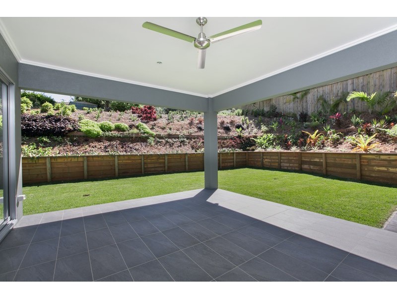 37 Catamaran Circuit, Trinity Beach QLD 4879