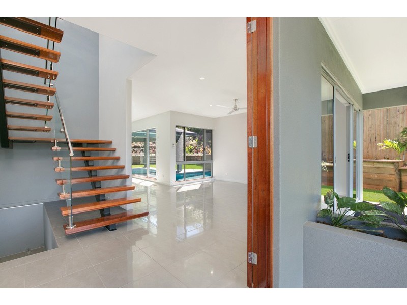 37 Catamaran Circuit, Trinity Beach QLD 4879