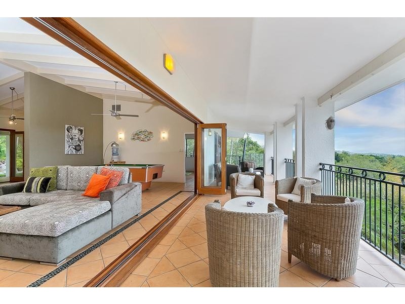 30-32 Alexandra Street, Clifton Beach QLD 4879