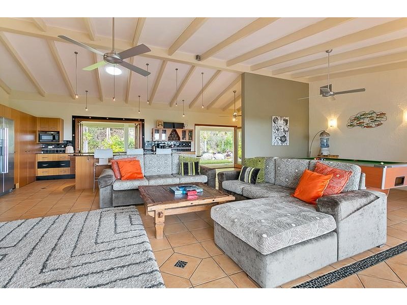 30-32 Alexandra Street, Clifton Beach QLD 4879