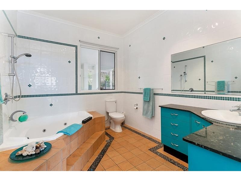 30-32 Alexandra Street, Clifton Beach QLD 4879