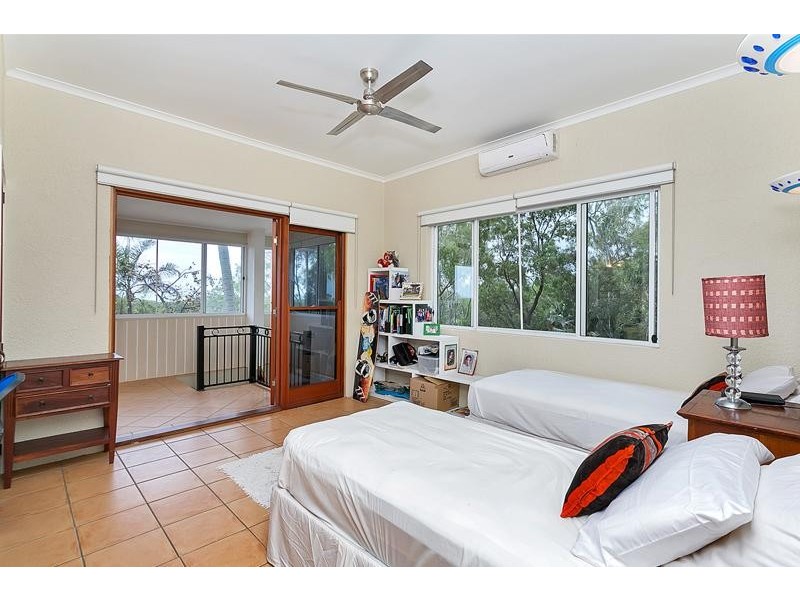 30-32 Alexandra Street, Clifton Beach QLD 4879