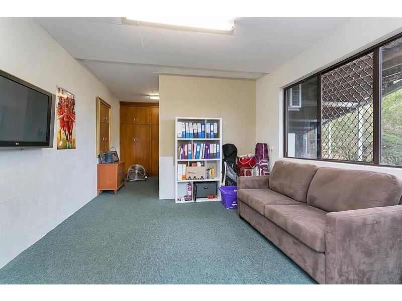 30-32 Alexandra Street, Clifton Beach QLD 4879