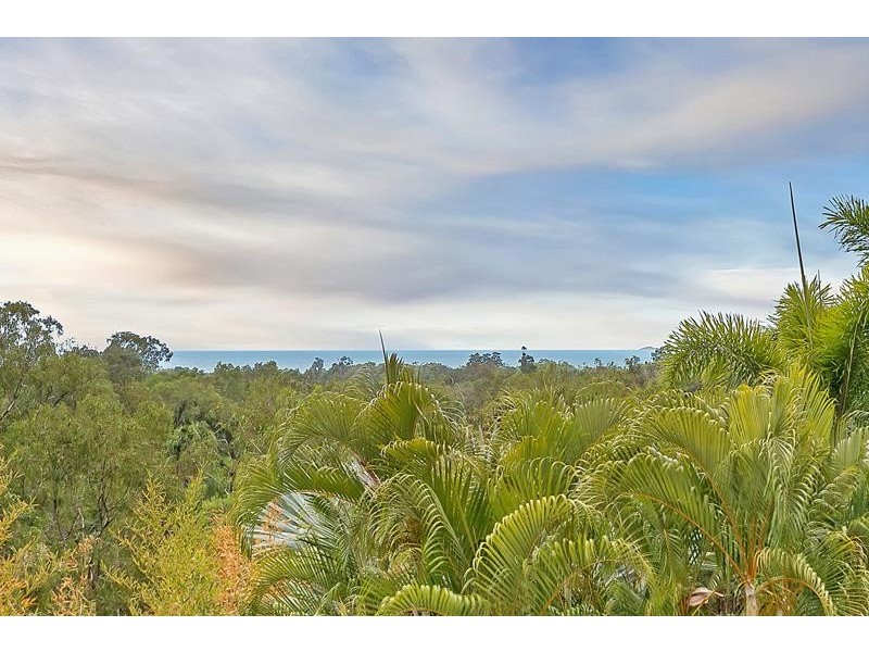 30-32 Alexandra Street, Clifton Beach QLD 4879