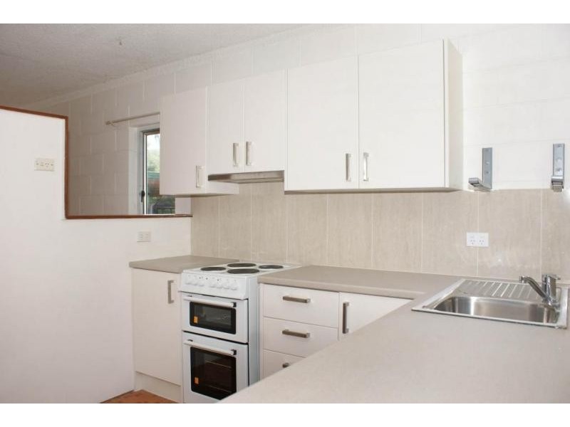 1/552 Varley St, Yorkeys Knob QLD 4878