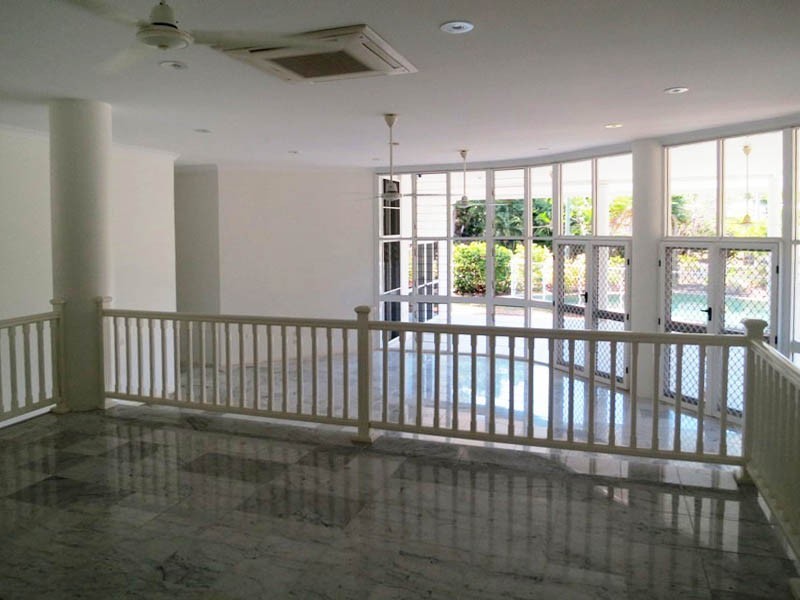 30 Thais St, Palm Cove QLD 4879