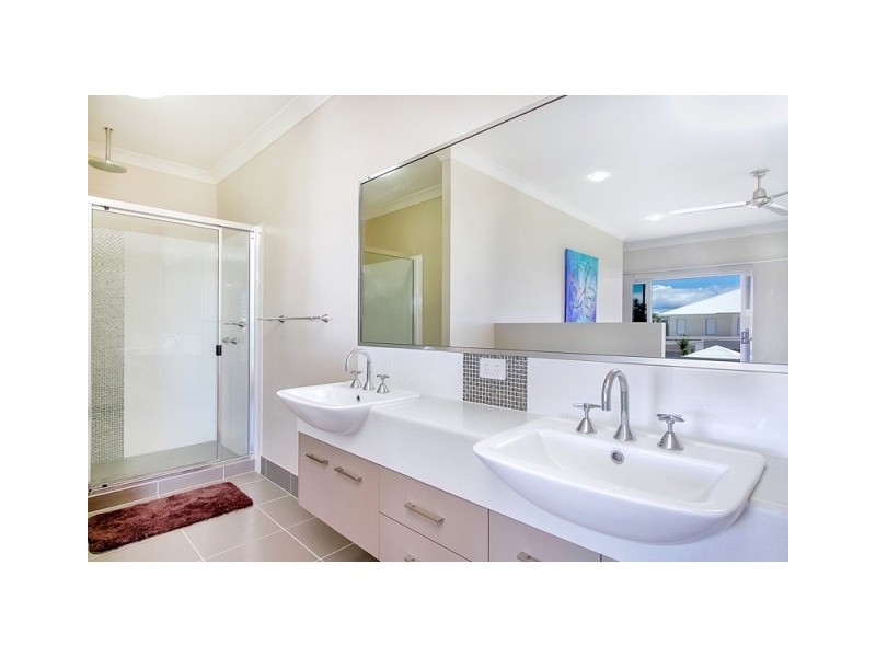 76 Harbour Drive, Trinity Park QLD 4879