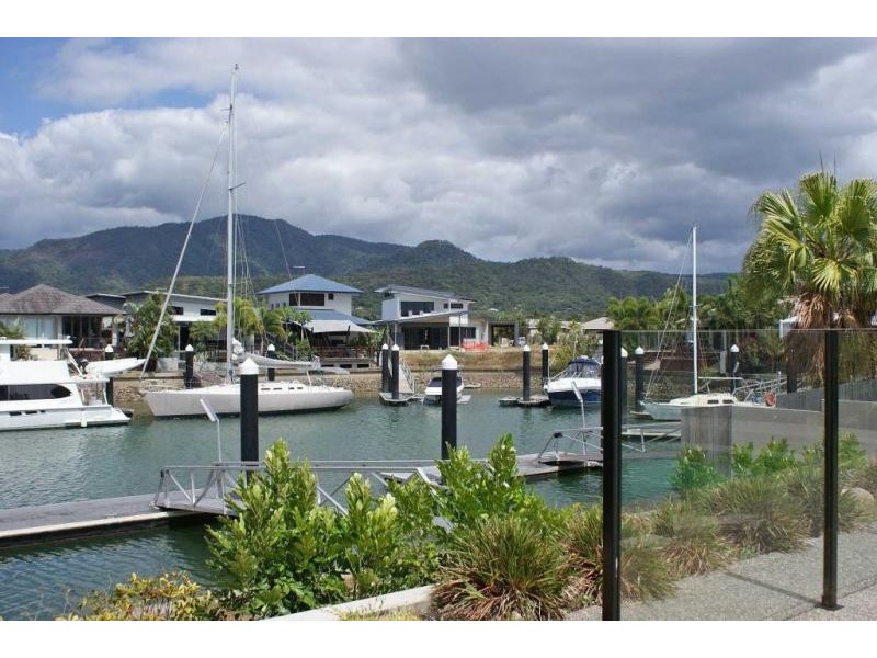17 Brindabella Quay, Trinity Park QLD 4879