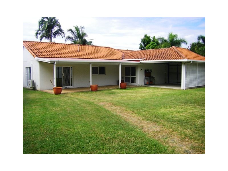 48 Bouganvillea St, Kewarra Beach QLD 4879