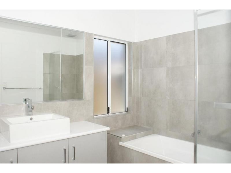 39 Starboard St, Trinity Beach QLD 4879