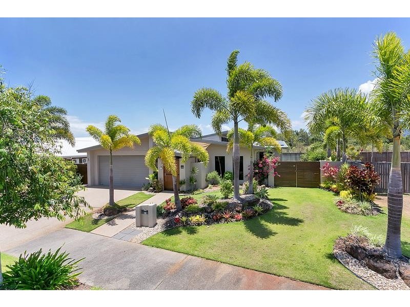 89 Roberts Drive, Trinity Beach QLD 4879