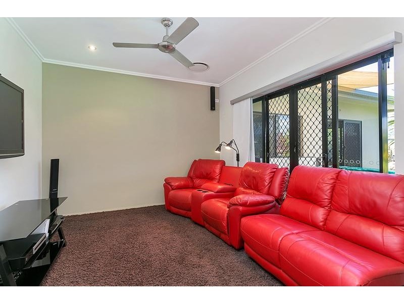 89 Roberts Drive, Trinity Beach QLD 4879