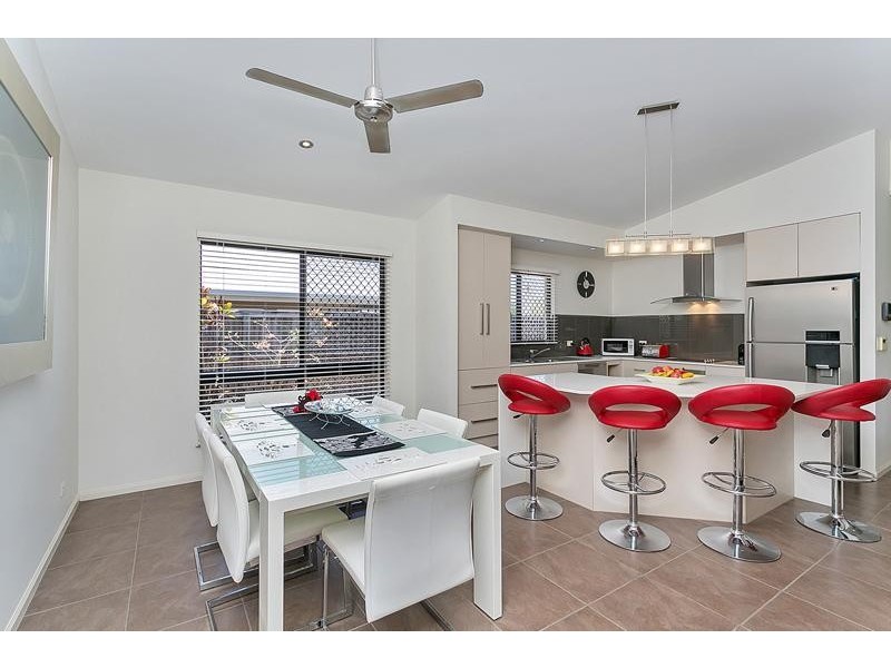 89 Roberts Drive, Trinity Beach QLD 4879