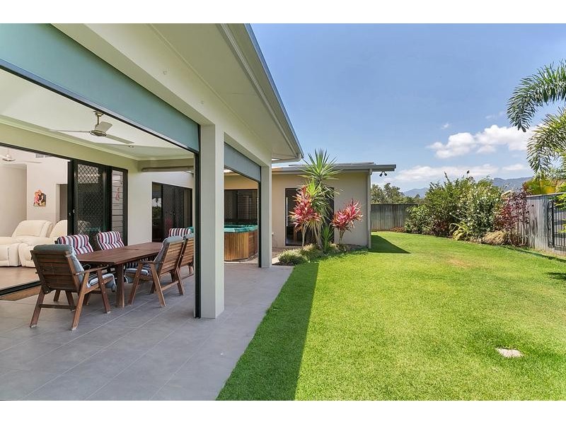 89 Roberts Drive, Trinity Beach QLD 4879