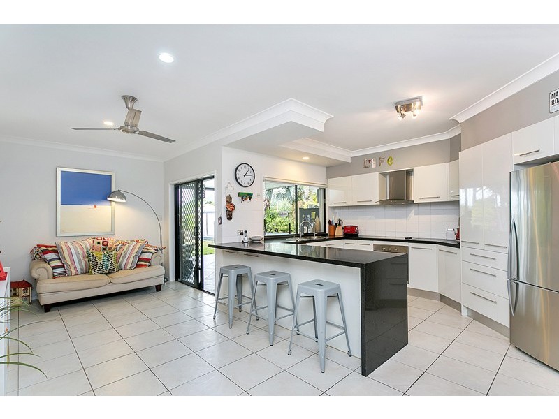 10 Warana Close, Kewarra Beach QLD 4879