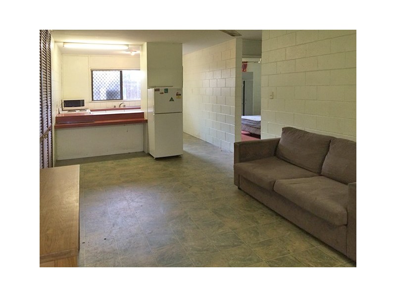 3/15 Digger St, Cairns QLD 4870