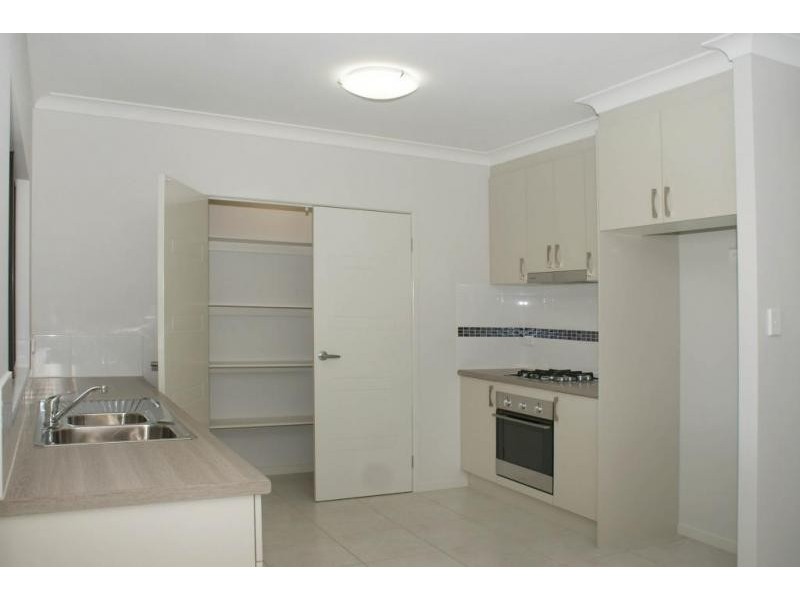 164 Roberts Dve, Trinity Beach QLD 4879