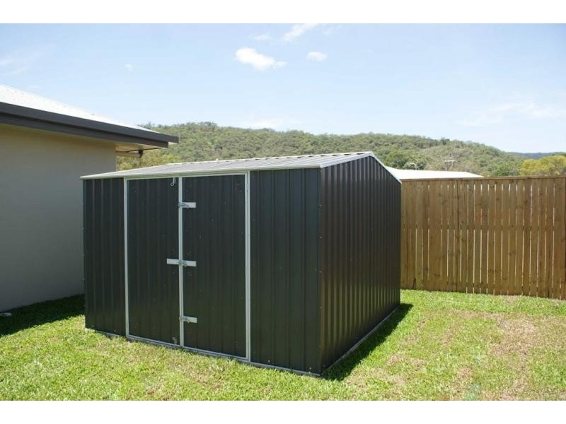 164 Roberts Dve, Trinity Beach QLD 4879