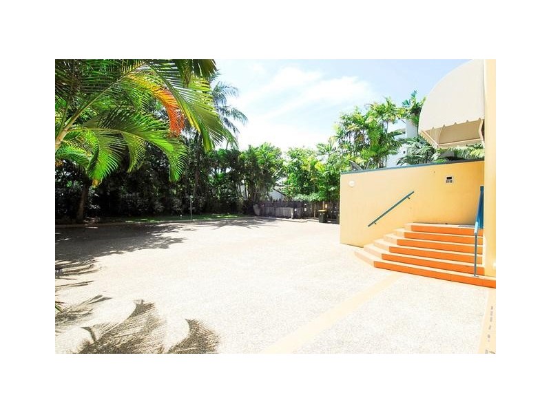 2/57 Vasey Esplanade, Trinity Beach QLD 4879