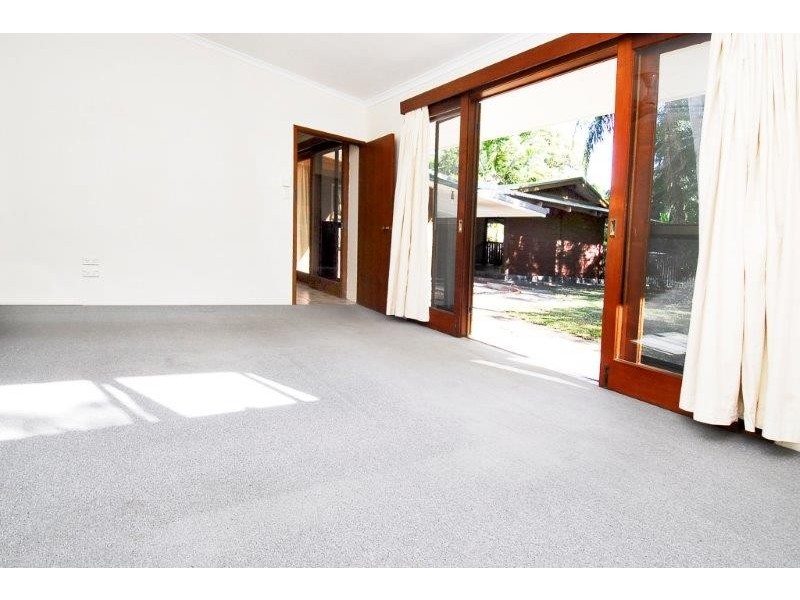 15-17 Upolu Esplanade, Clifton Beach QLD 4879