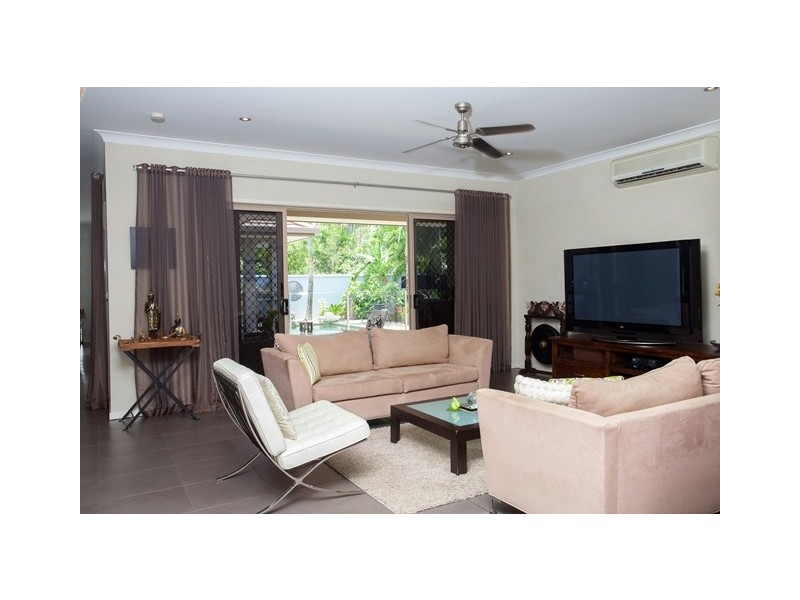11 Iridescent Drive, Trinity Park QLD 4879