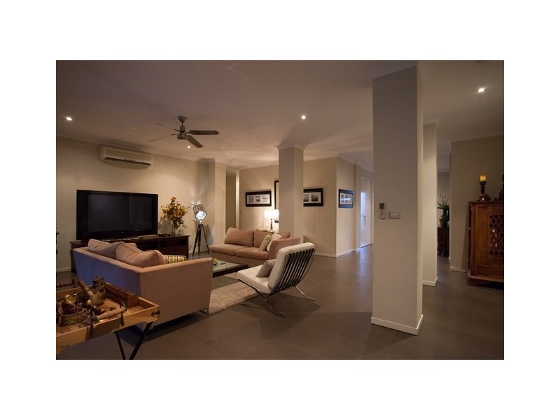 11 Iridescent Drive, Trinity Park QLD 4879