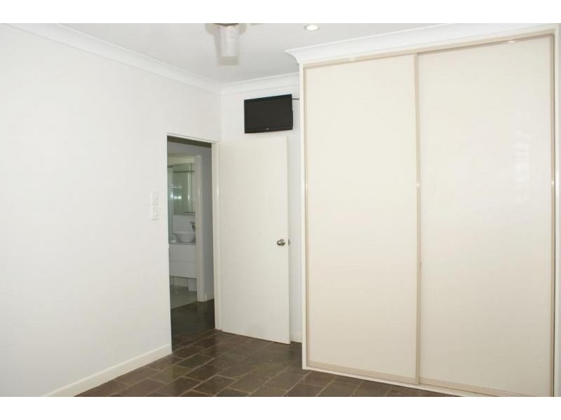 2/8 Portsea Cres, Kewarra Beach QLD 4879