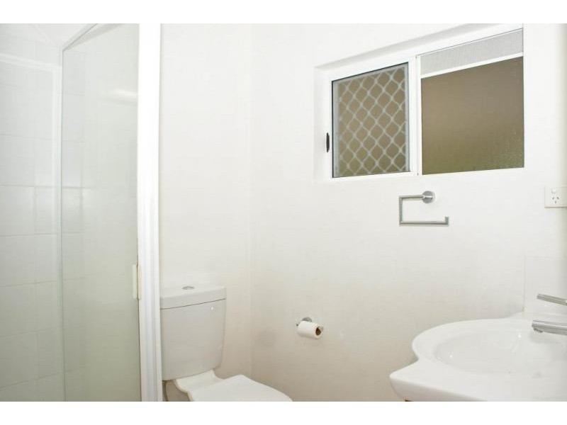 4 Bligh St, Palm Cove QLD 4879