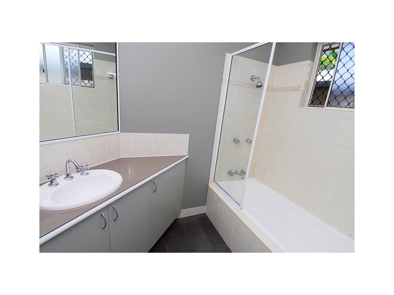 97 Cedar Road, Palm Cove QLD 4879