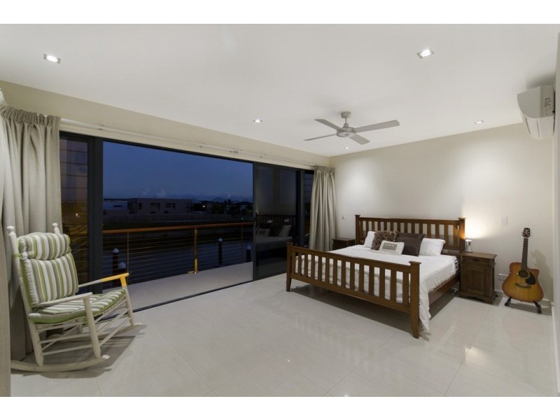 39 Harbour Drive, Trinity Park QLD 4879