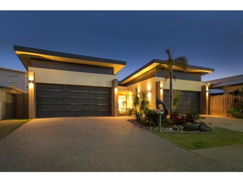 39 Harbour Drive, Trinity Park QLD 4879