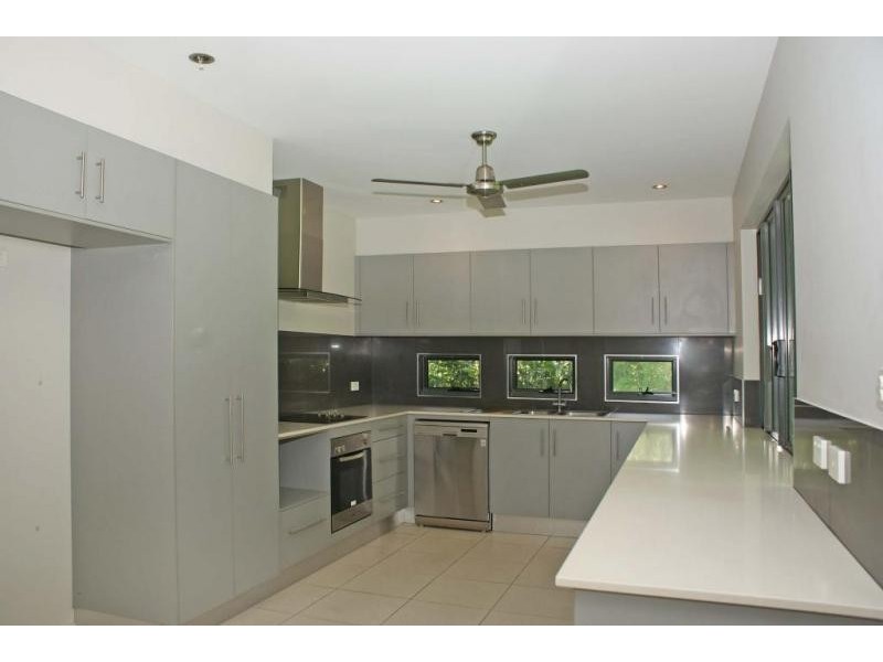 13 Propeller Crt, Trinity Beach QLD 4879