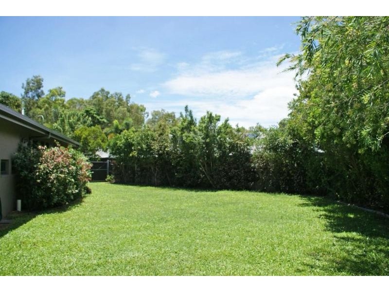 13 Propeller Crt, Trinity Beach QLD 4879