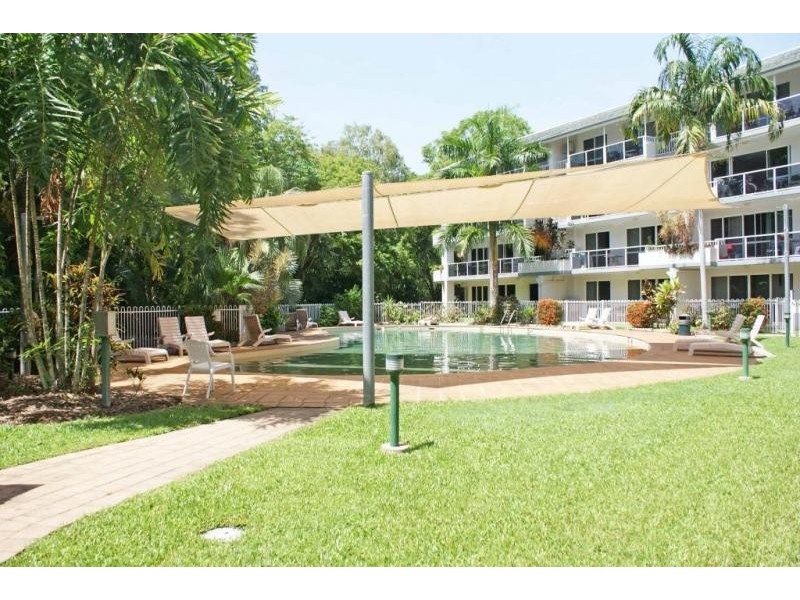128/241 Coral Coast Dve, Palm Cove QLD 4879