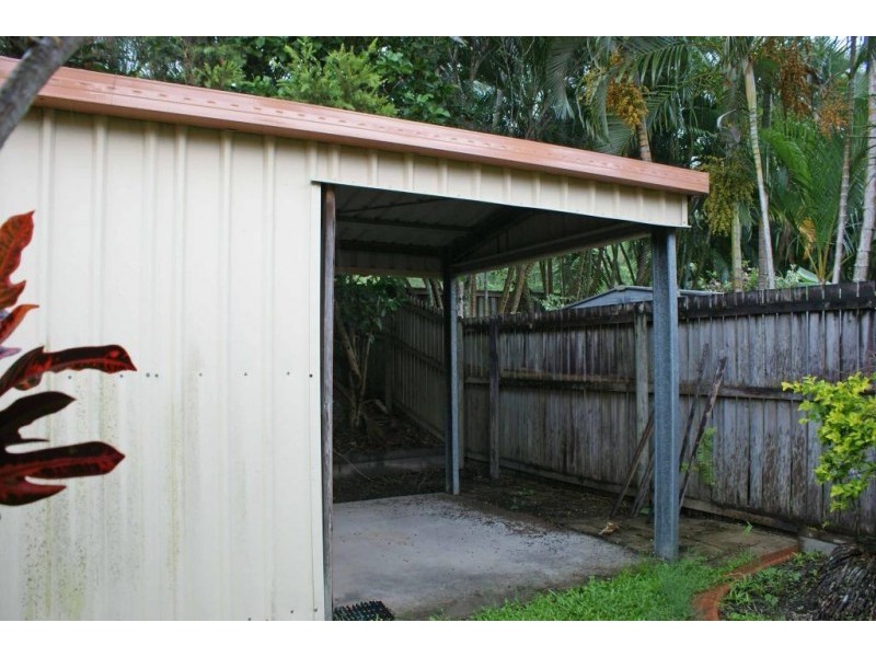11 Greenhaven Close, Clifton Beach QLD 4879